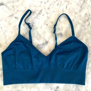 Lululemon Ebb to street bra